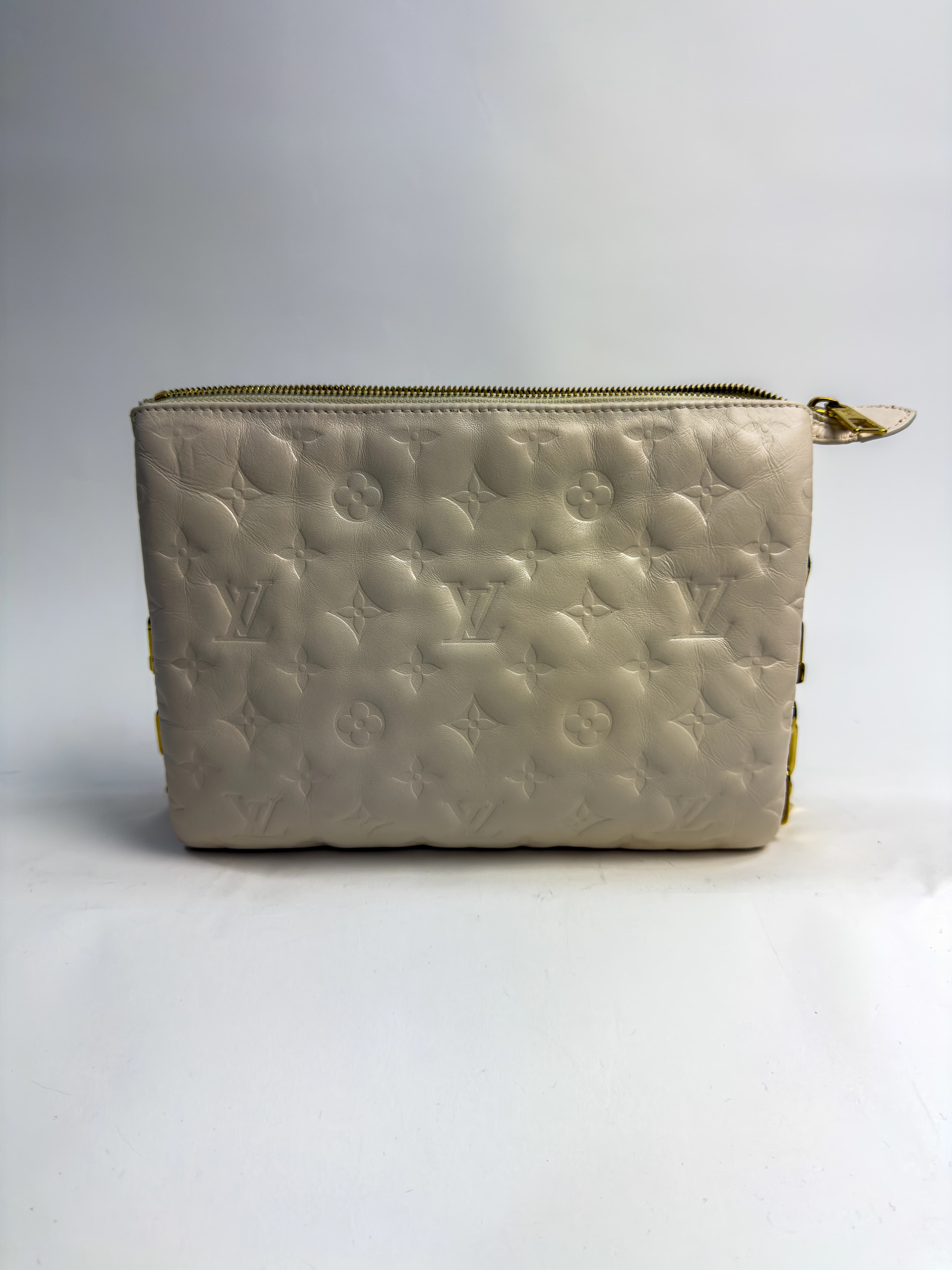 루이비통 쿠상 PM 크림 M21260