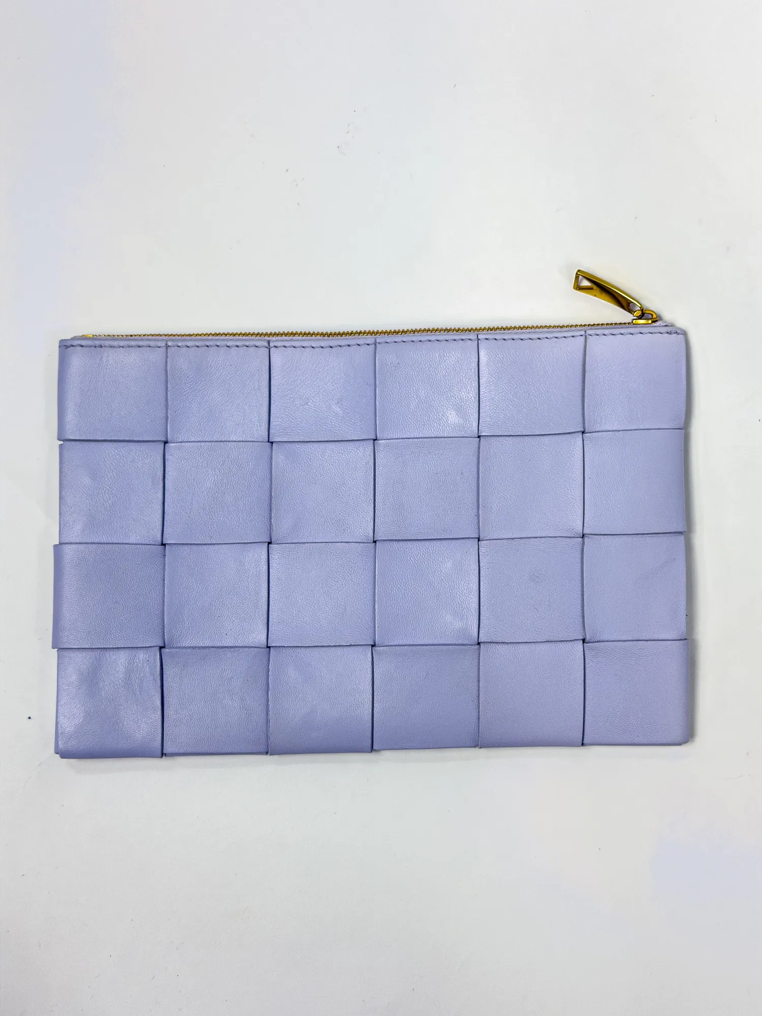 보테가베네타 인트레치아토 미니 클러치백 라벤더