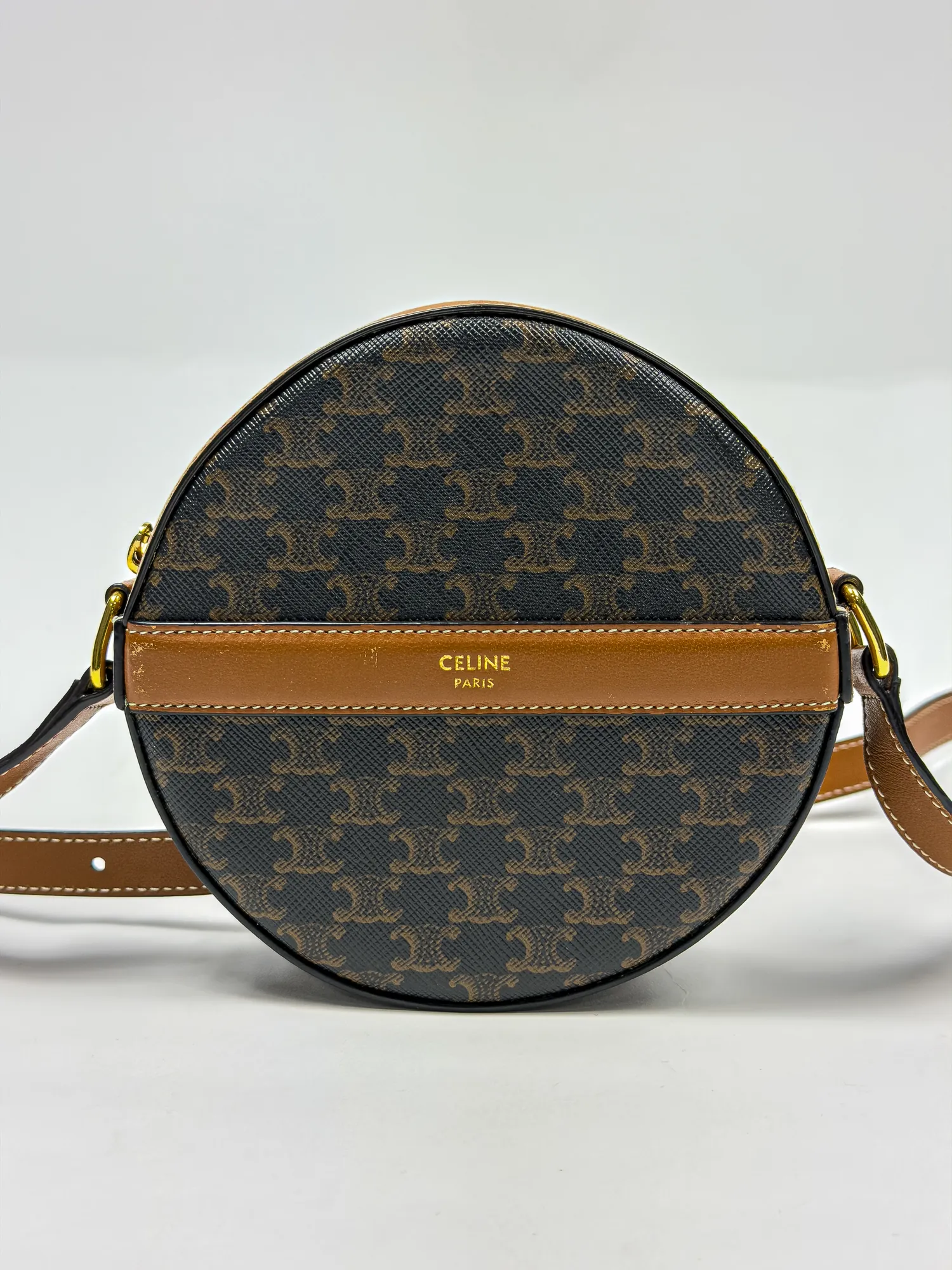 셀린느 스트랩 라운드 퍼스 트리옹프 캔버스 & 램스킨 블랙 탄